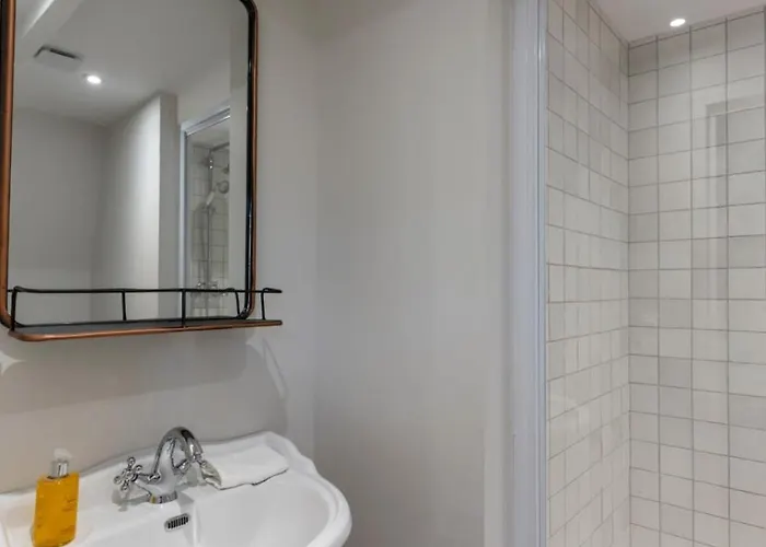 בית נופש La Demeure Du Clocher 4 Ac On The Port & Place Sainte-catherine 8 G הונפלר